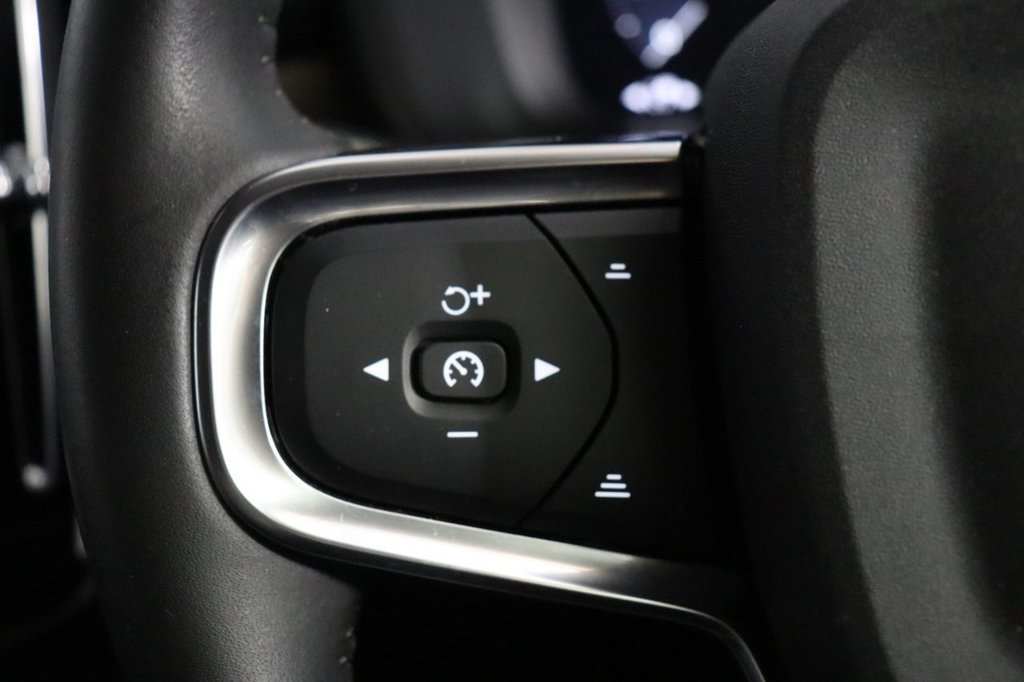 Used Volvo XC40 2020 for sale - 76454533: Photo 27