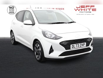 Used Hyundai i10 2023 for sale - 79438120: Photo