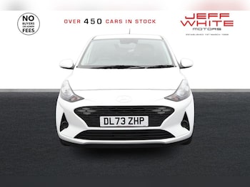Used Hyundai i10 2023 for sale - 79438120: Photo