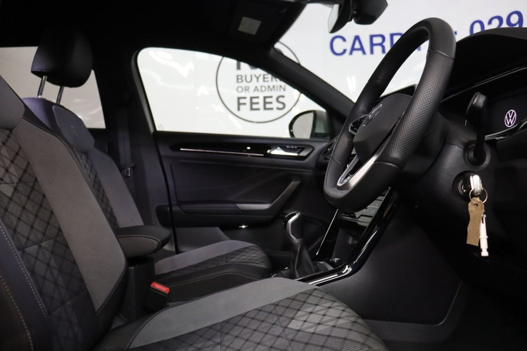 Used Volkswagen T-Roc 2023 for sale - 76430380: Photo 16