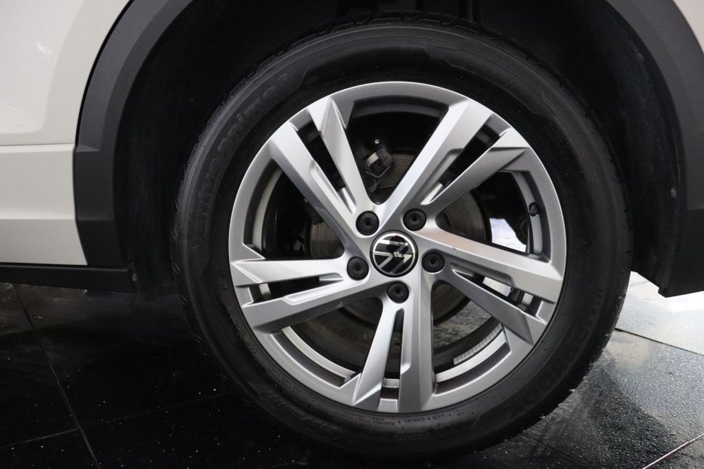 Used Volkswagen T-Roc 2023 for sale - 76430380: Photo 32