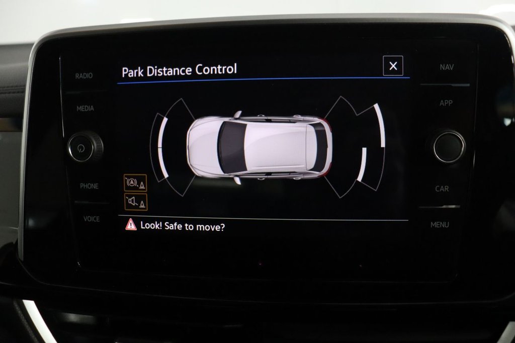 Used Volkswagen T-Roc 2023 for sale - 76430380: Photo 36