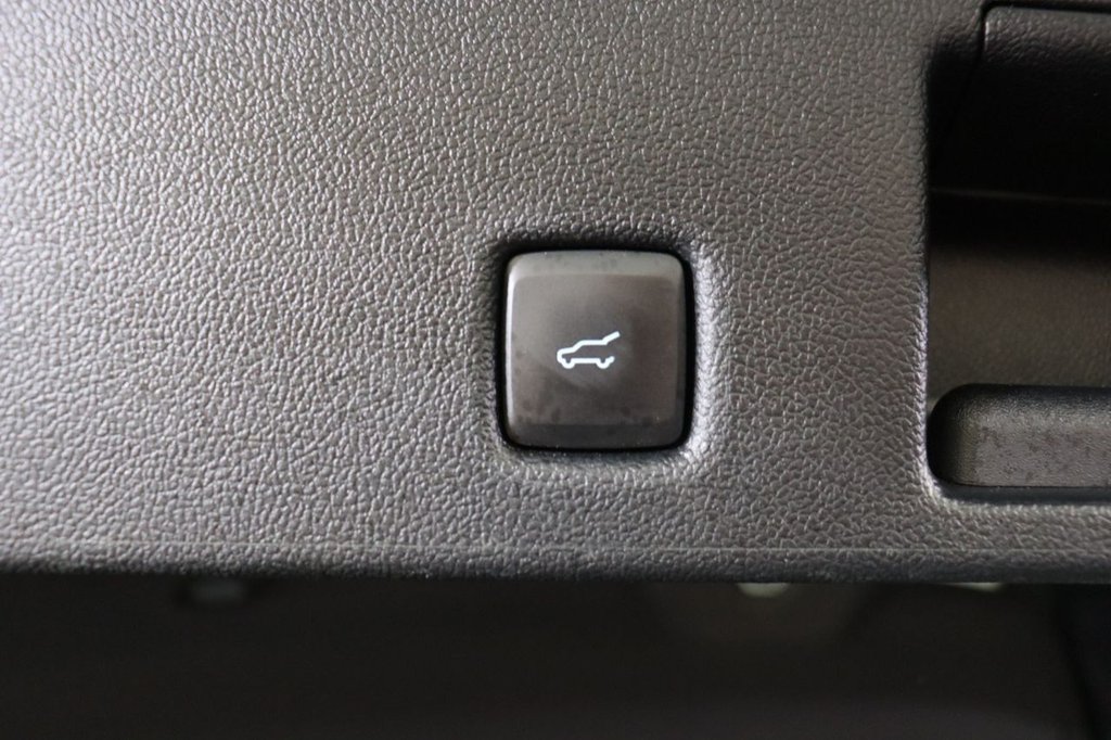 Used Ford Kuga 2022 for sale - 77936303: Photo 12