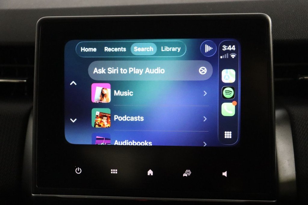 Used Renault Clio 2023 for sale - 77276612: Photo 11