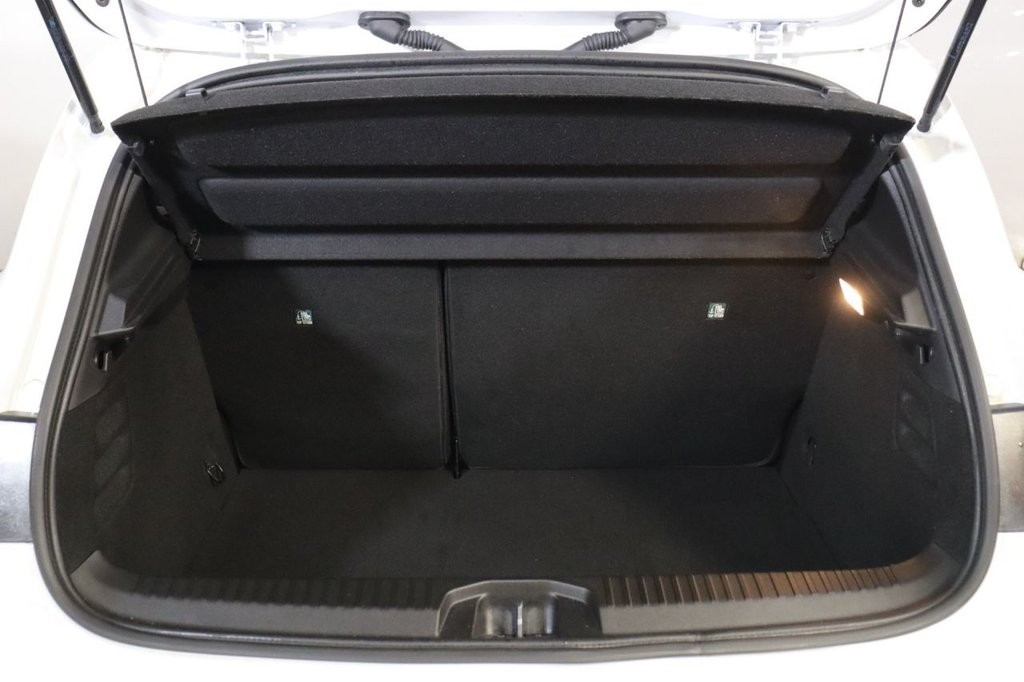 Used Renault Clio 2023 for sale - 77276612: Photo 19