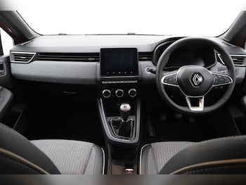Used Renault Clio 2024 for sale - 79155346: Photo