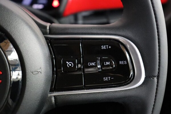Used Fiat 500e 2023 for sale - 74752573: Photo 25