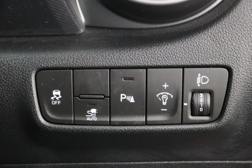 Used Hyundai KONA 2021 for sale - 76527259: Photo 18