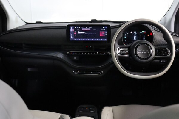 Used Fiat 500e 2021 for sale - 73608527: Photo 9
