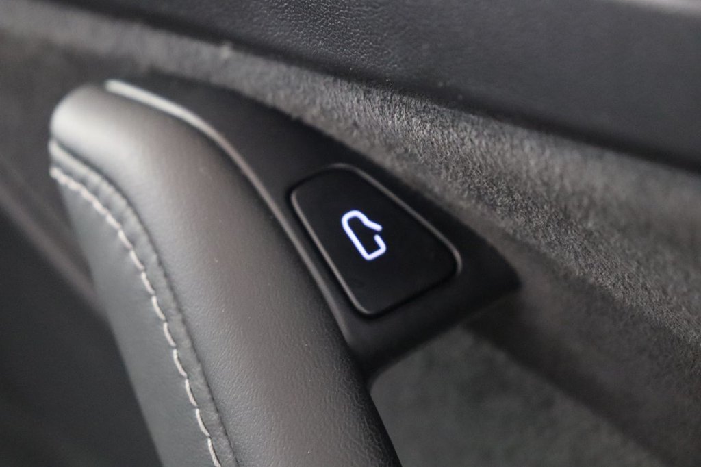 Used Tesla Model 3 2021 for sale - 76841350: Photo 20