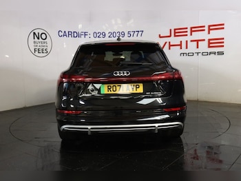 Used Audi e-tron 2021 for sale - 76323260: Photo