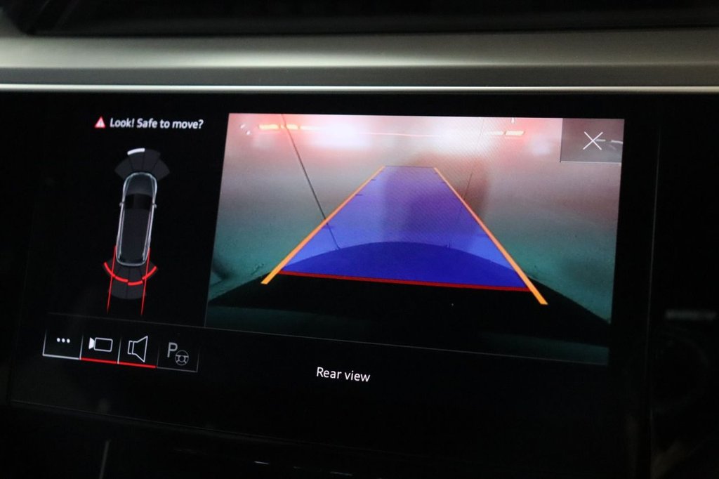 Used Audi e-tron 2021 for sale - 76323260: Photo 9