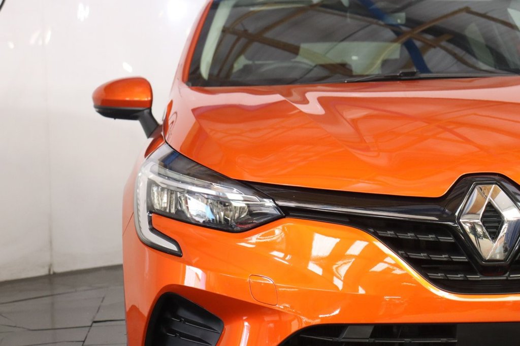 Used Renault Clio 2021 for sale - 77697966: Photo 12