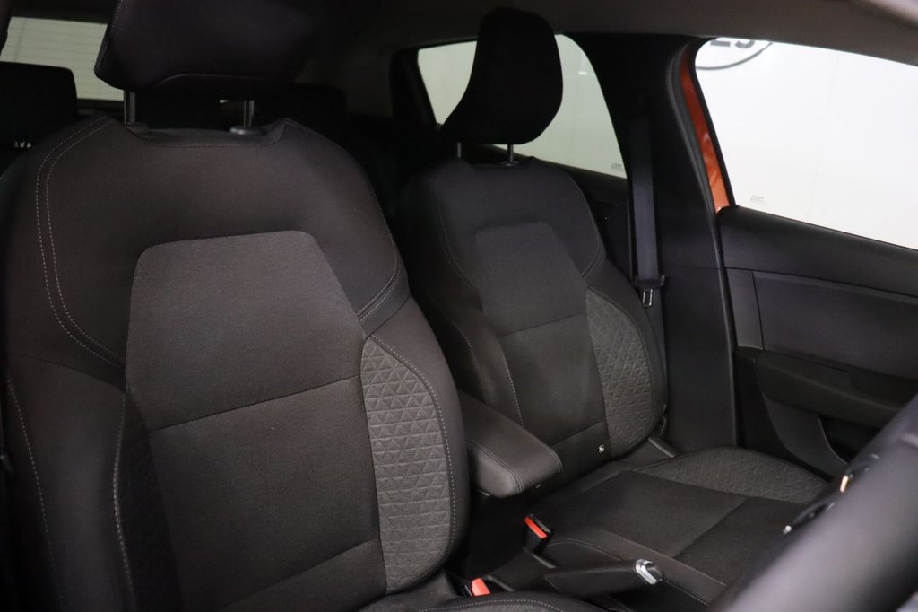 Used Renault Clio 2021 for sale - 77697966: Photo 22