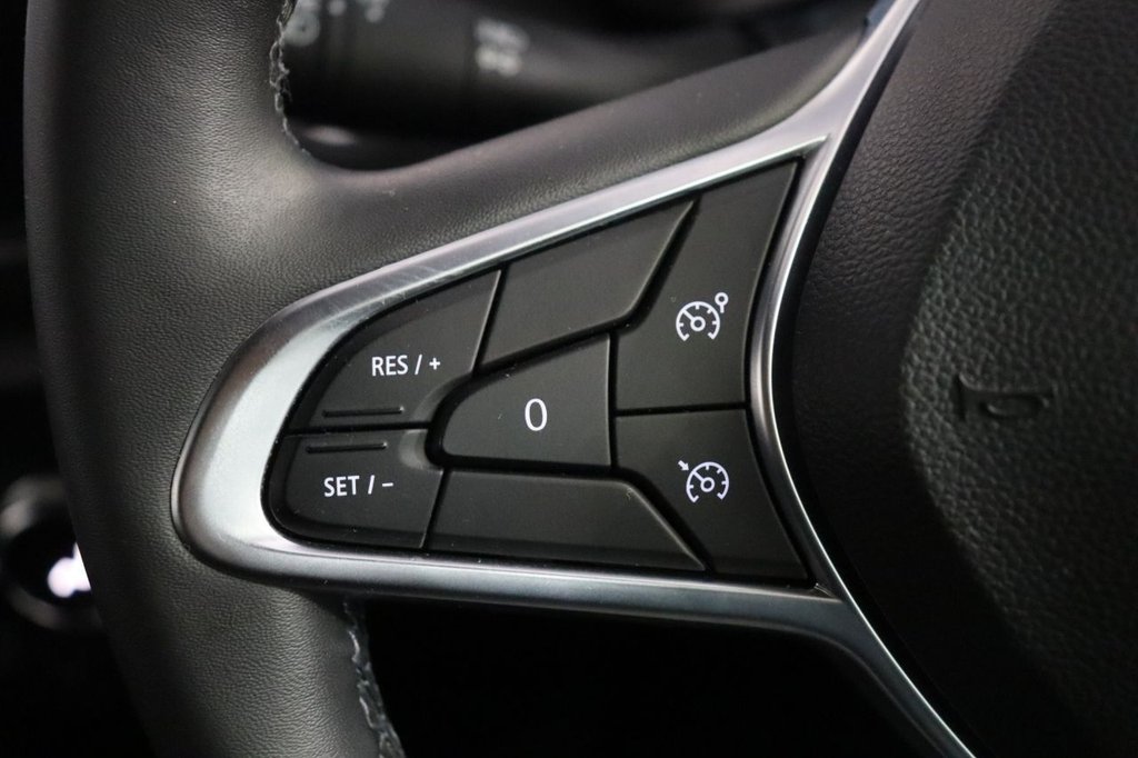 Used Renault Clio 2021 for sale - 77697966: Photo 25