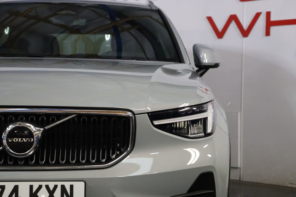 Used Volvo XC40 2025 for sale - 76361551: Photo 13