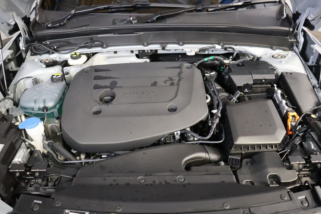 Used Volvo XC40 2025 for sale - 76361551: Photo 16