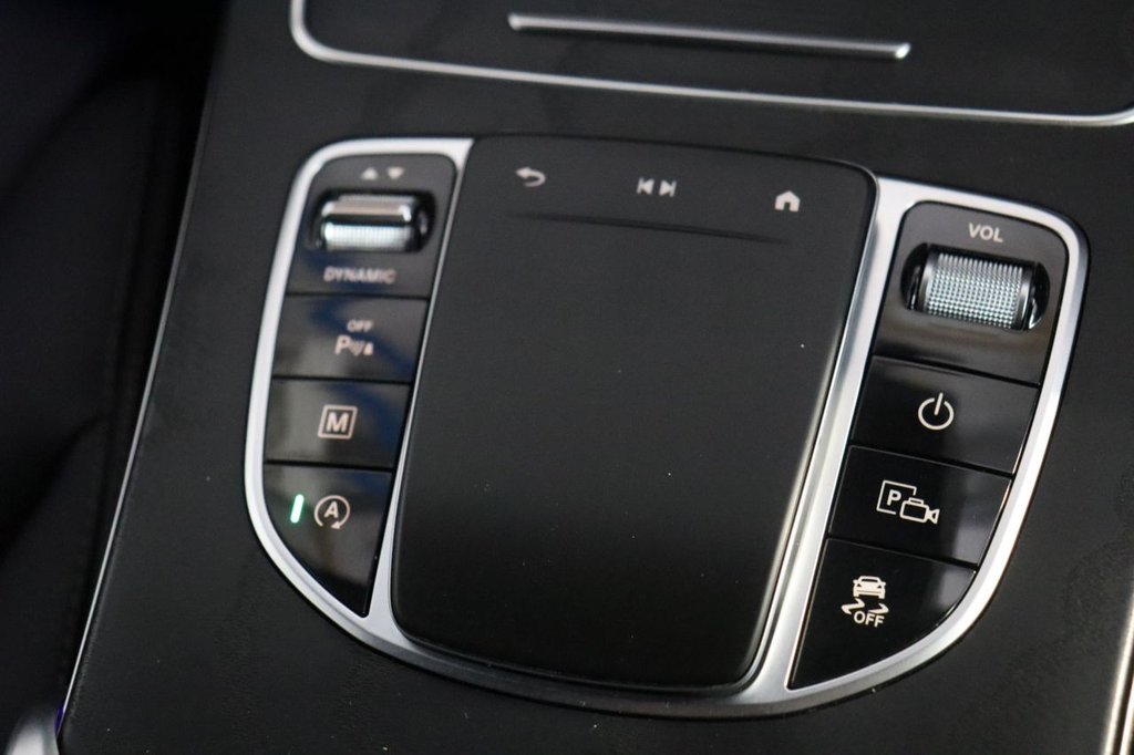 Used Mercedes-Benz GLC 2022 for sale - 76148008: Photo 32
