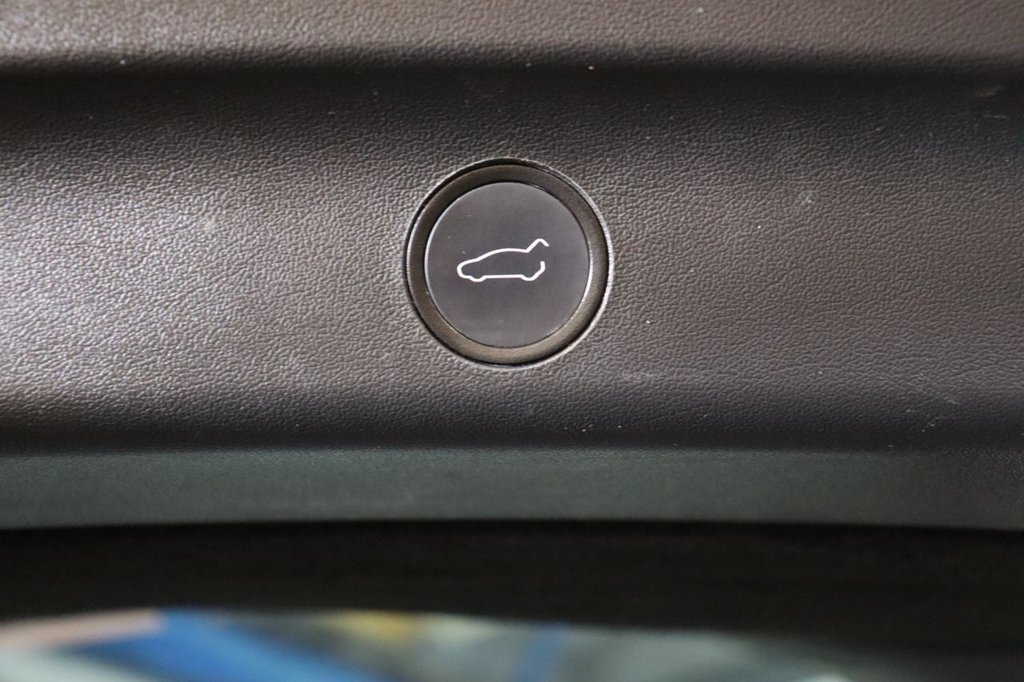 Used Tesla Model Y 2023 for sale - 77075517: Photo 12