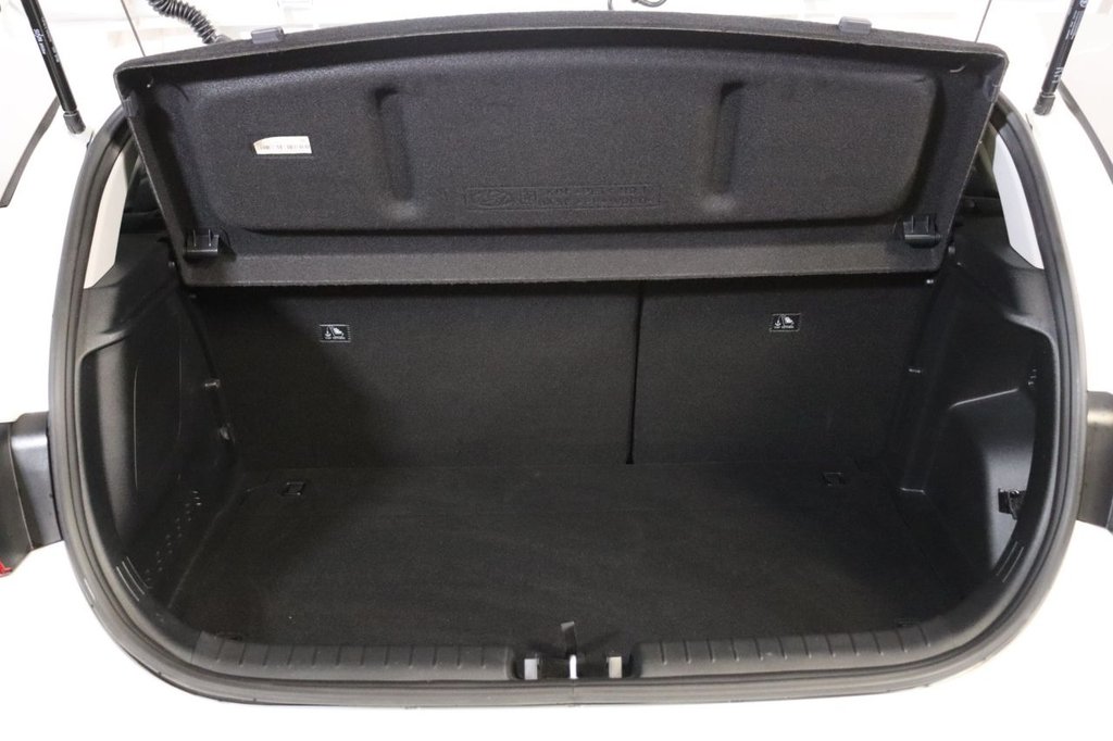 Used Hyundai i20 2023 for sale - 76909912: Photo 19