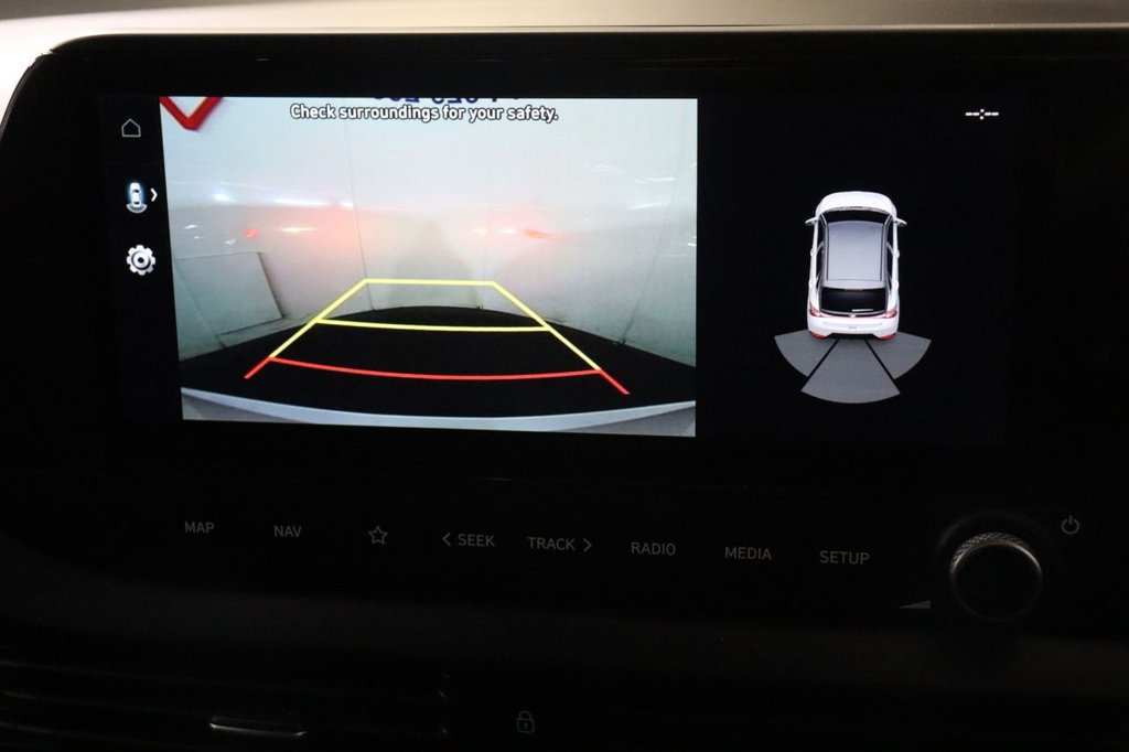 Used Hyundai i20 2023 for sale - 76909912: Photo 3