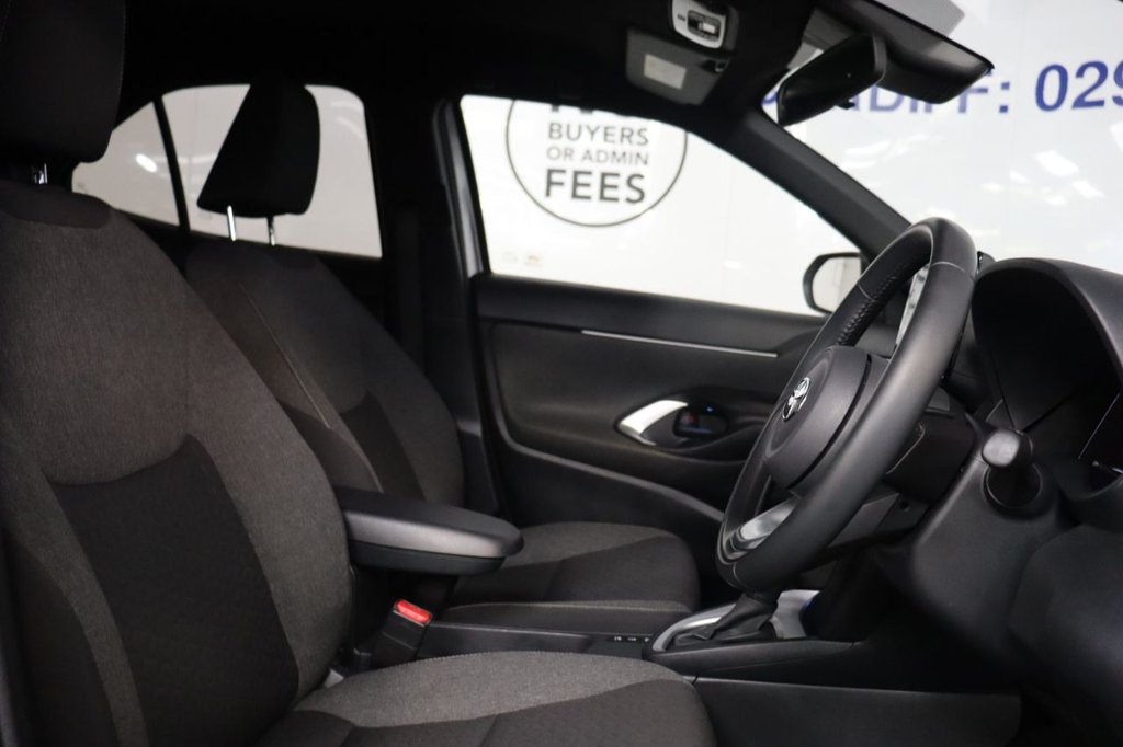 Used Toyota Yaris Cross 2022 for sale - 75937703: Photo 20