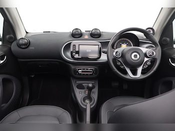Used smart fortwo 2017 for sale - 79370687: Photo