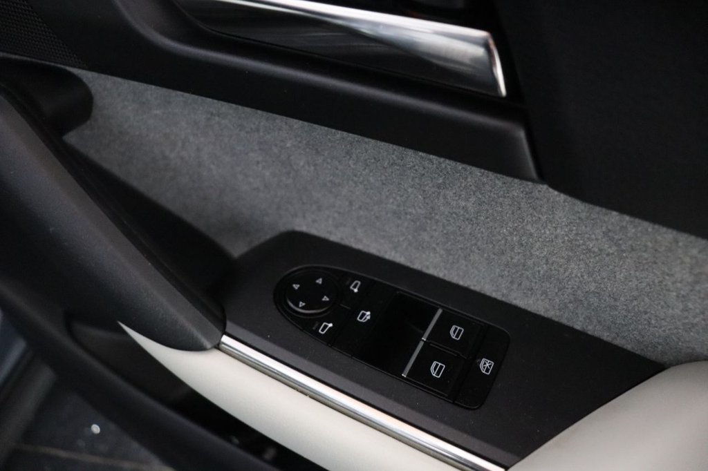 Used Mazda MX-30 2021 for sale - 78044632: Photo 8