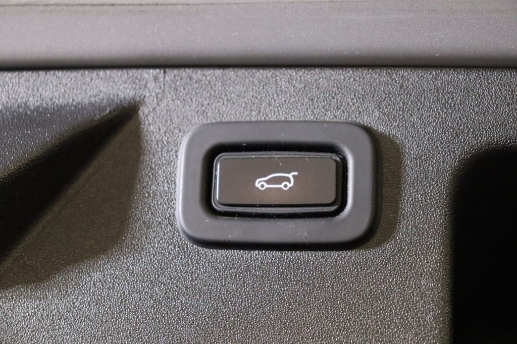 Used Land Rover Discovery Sport 2022 for sale - 77394729: Photo 28