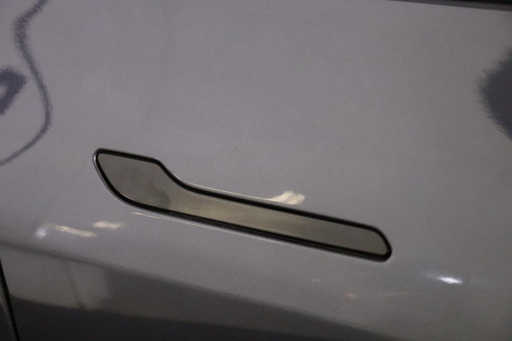 Used Tesla Model Y 2023 for sale - 76977469: Photo 15