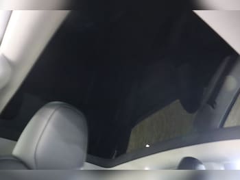 Used Tesla Model Y 2023 for sale - 76977469: Photo