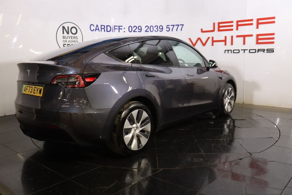 Used Tesla Model Y 2023 for sale - 76977469: Photo 5