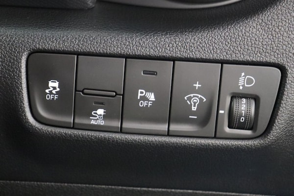 Used Hyundai KONA 2021 for sale - 76178462: Photo 36