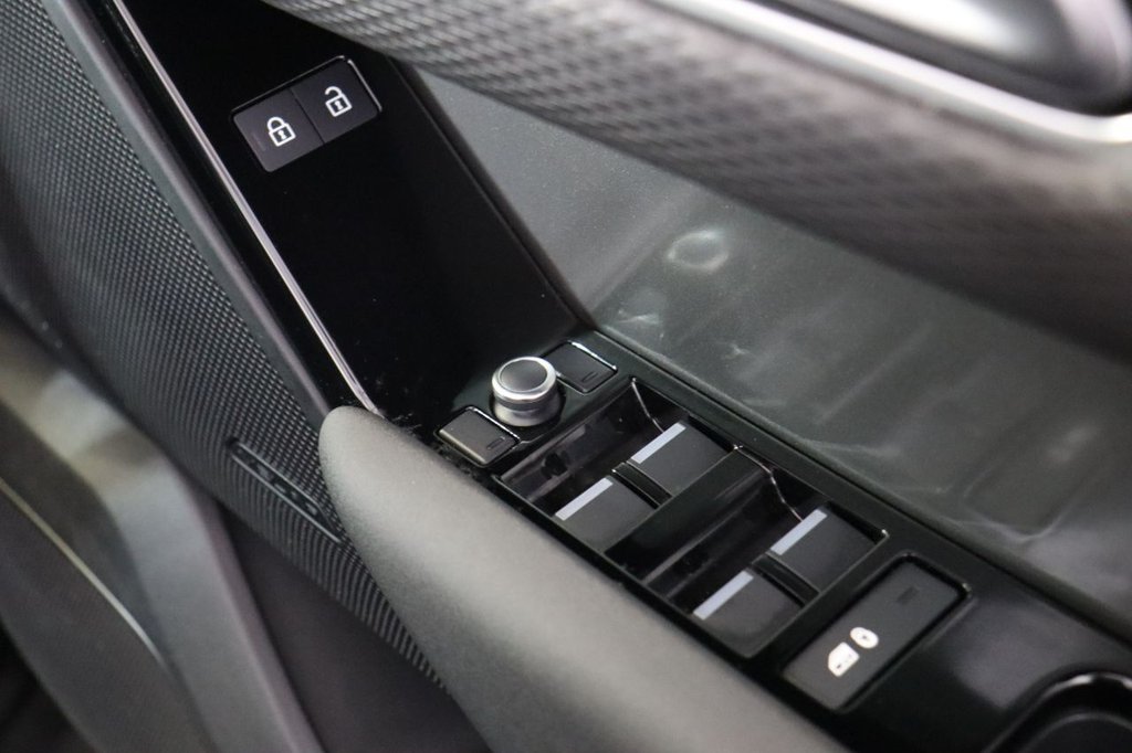 Used Land Rover Range Rover Velar 2022 for sale - 76841310: Photo 27