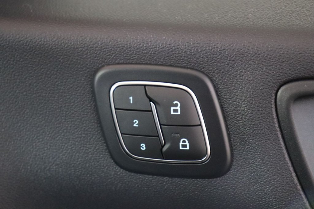 Used Ford Kuga 2024 for sale - 76552081: Photo 22