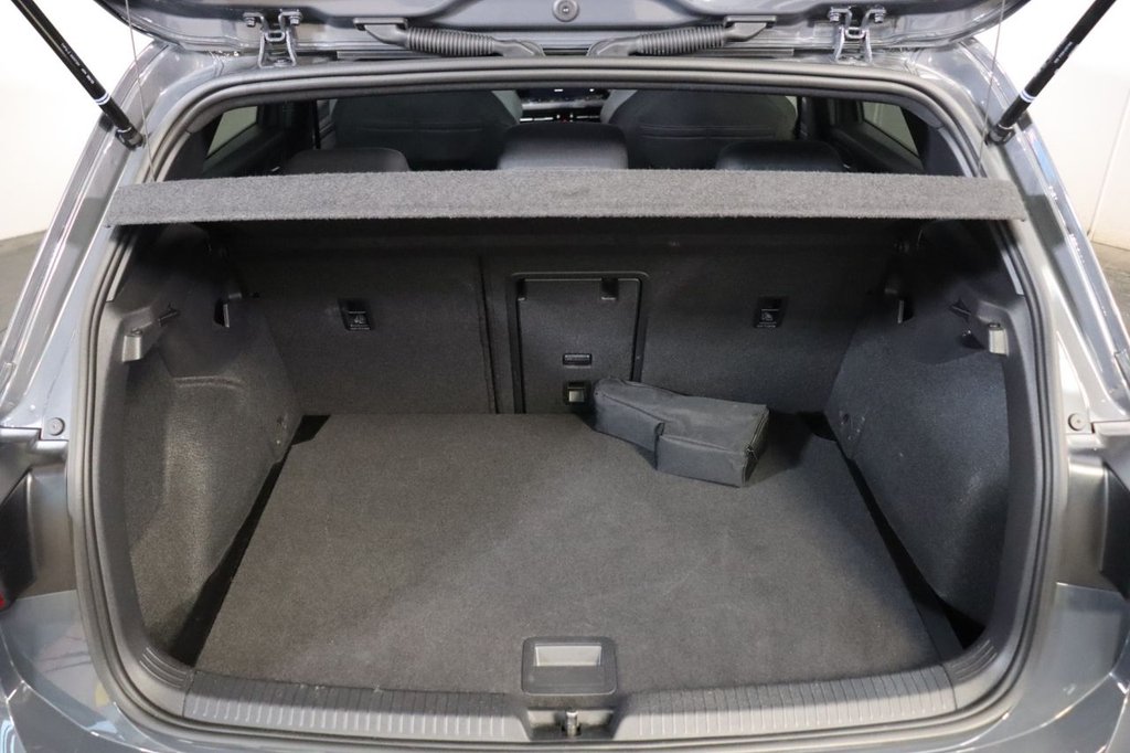 Used Volkswagen Golf 2023 for sale - 76798037: Photo 22