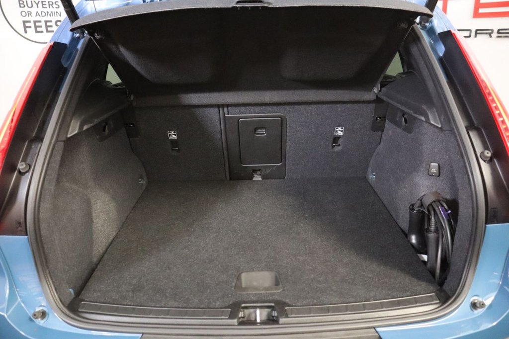 Used Volvo XC40 2022 for sale - 76148098: Photo 22