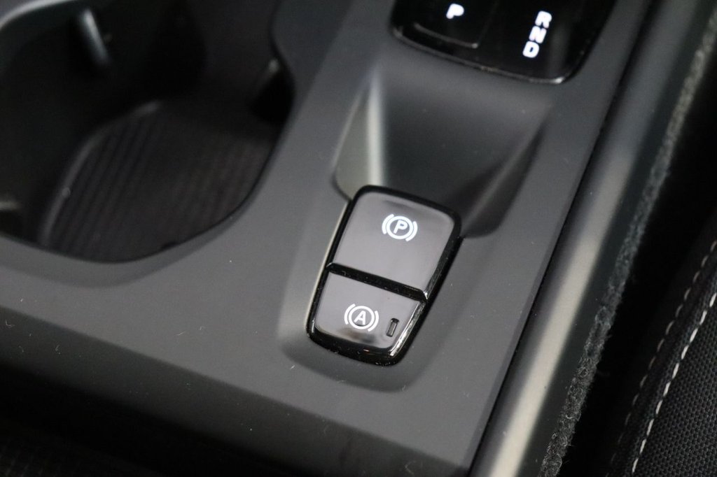 Used Volvo XC40 2022 for sale - 76148098: Photo 32