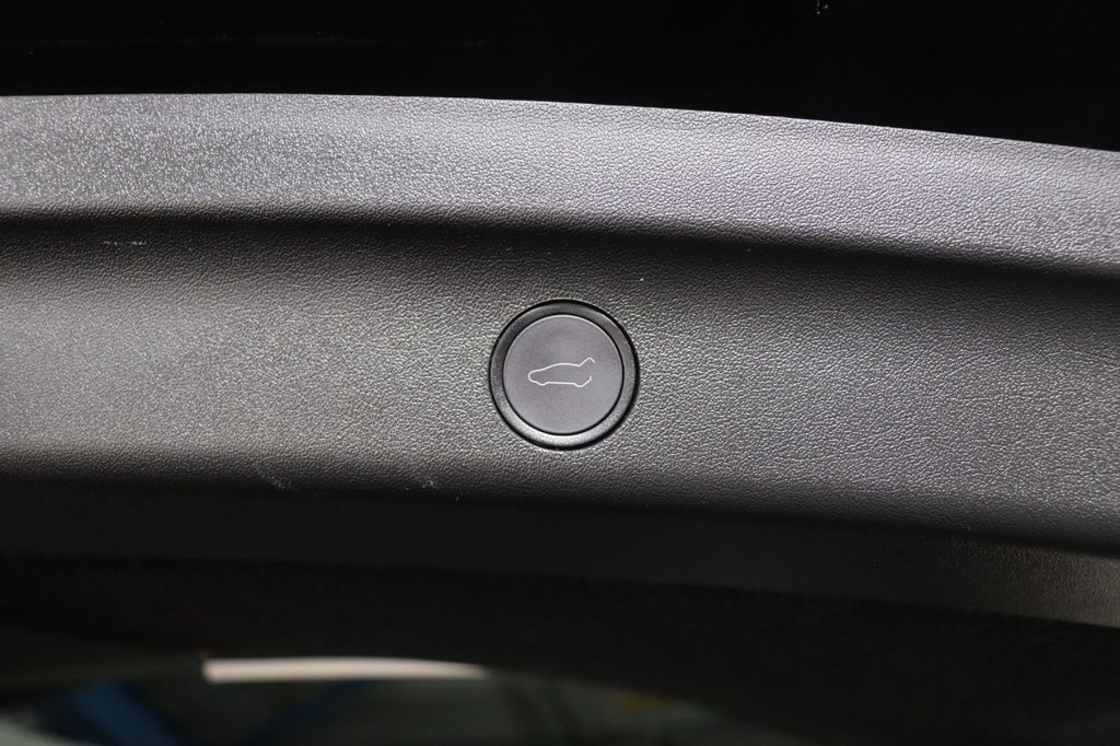 Used Tesla Model Y 2024 for sale - 78206558: Photo 22