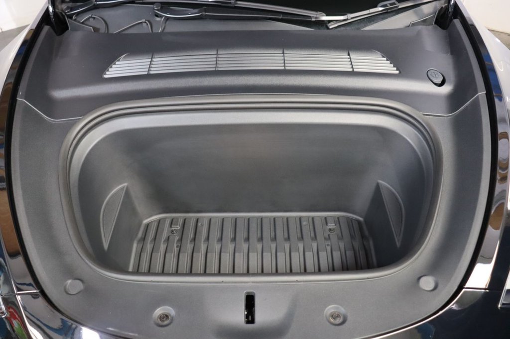 Used Tesla Model Y 2024 for sale - 78206558: Photo 25