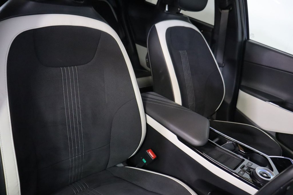 Used Kia EV6 2023 for sale - 76841300: Photo 12