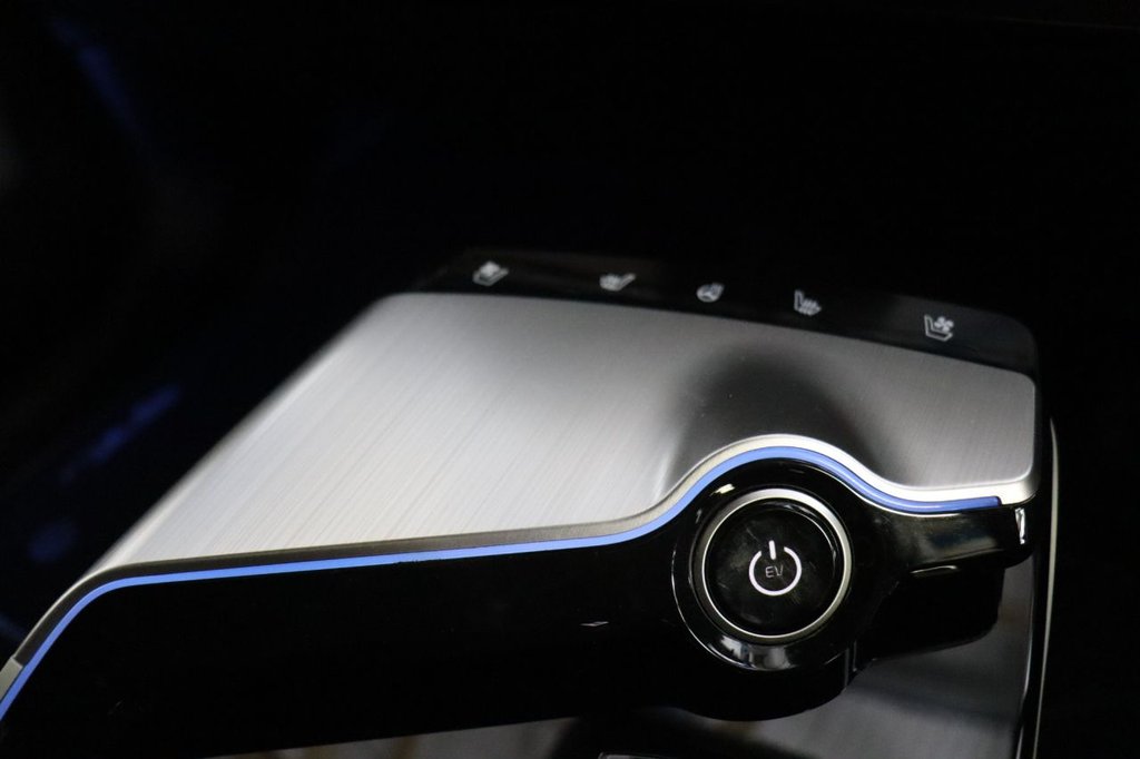 Used Kia EV6 2023 for sale - 76841300: Photo 25