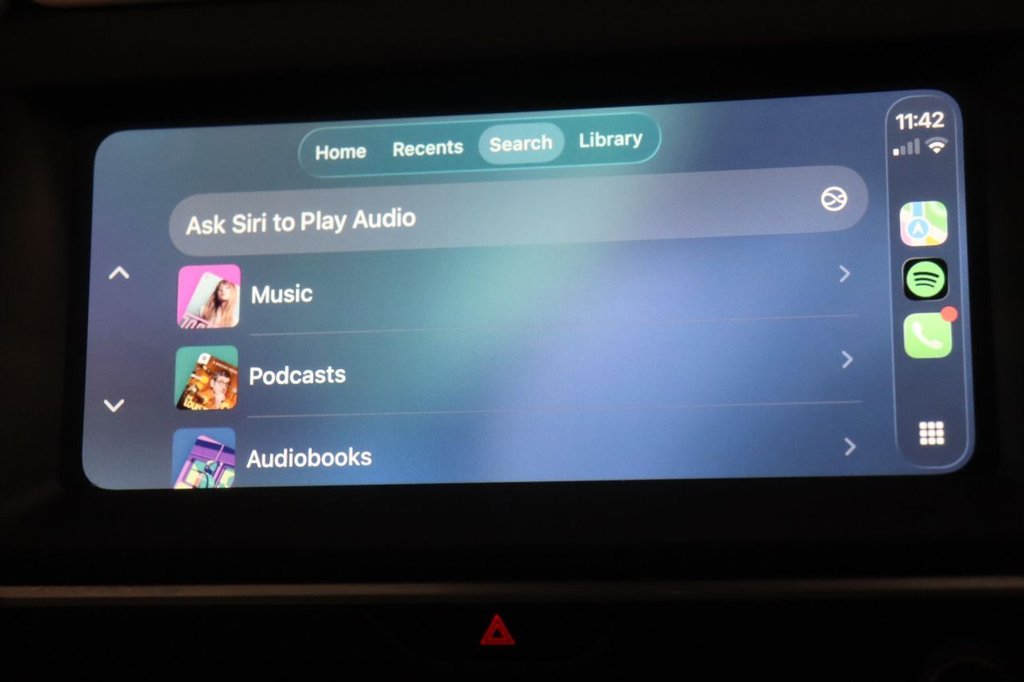 Used Jaguar E-Pace 2020 for sale - 77849931: Photo 10