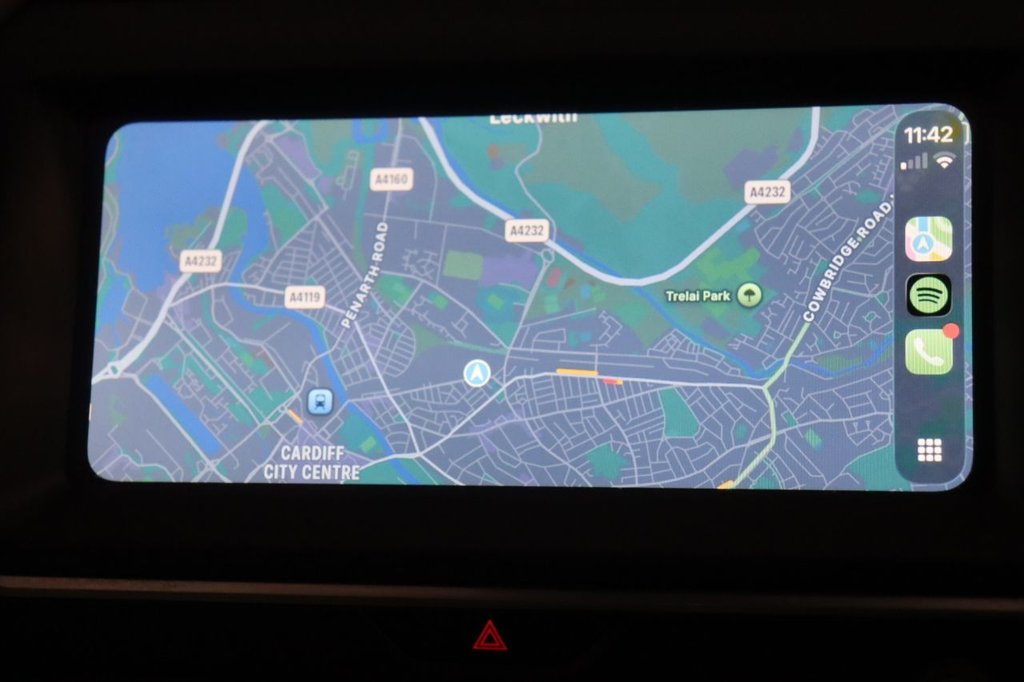 Used Jaguar E-Pace 2020 for sale - 77849931: Photo 9