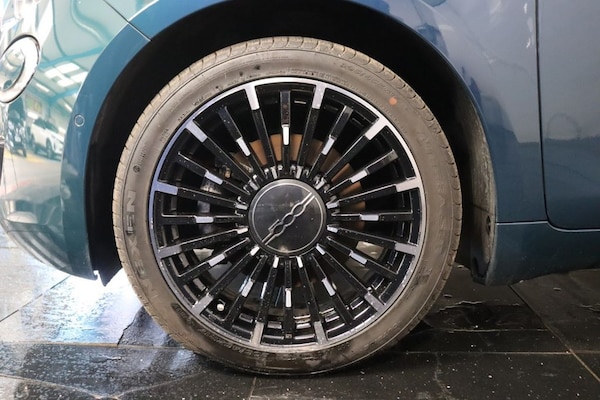 Used Fiat 500e 2021 for sale - 72989440: Photo 35
