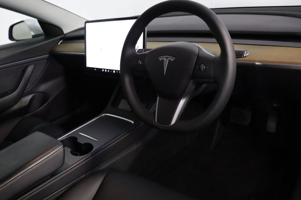Used Tesla Model 3 2020 for sale - 76841170: Photo 20