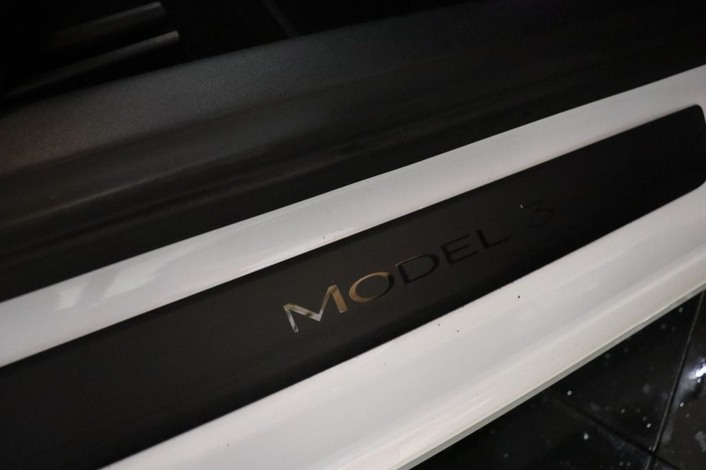 Used Tesla Model 3 2020 for sale - 76841170: Photo 6