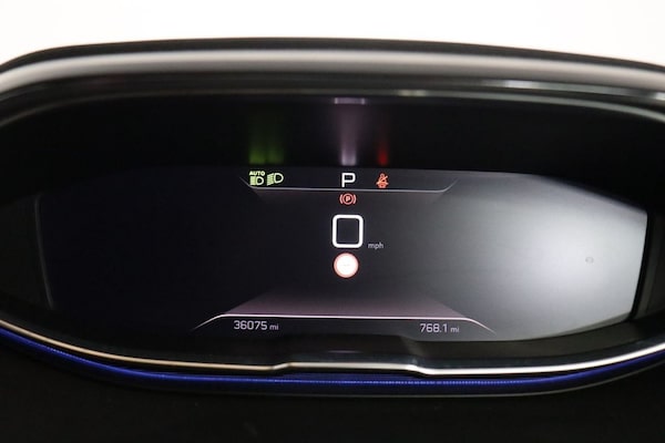 Used Peugeot 3008 2022 for sale - 74659636: Photo 8