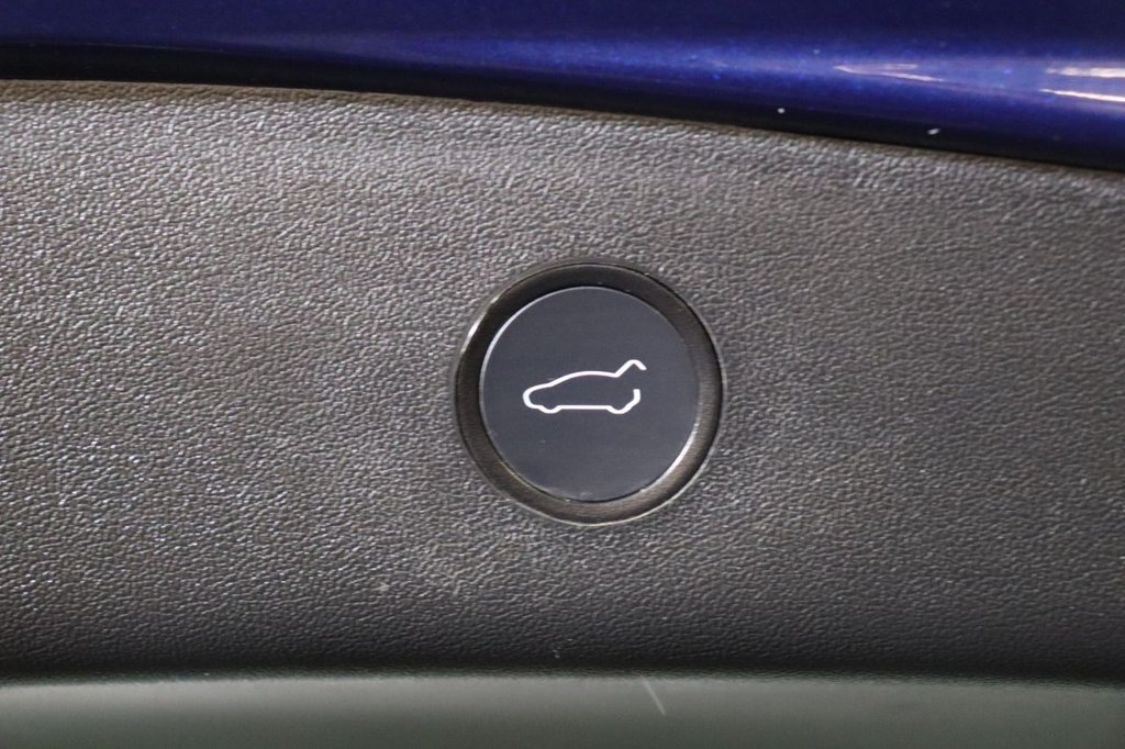 Used Tesla Model 3 2021 for sale - 77302397: Photo 24