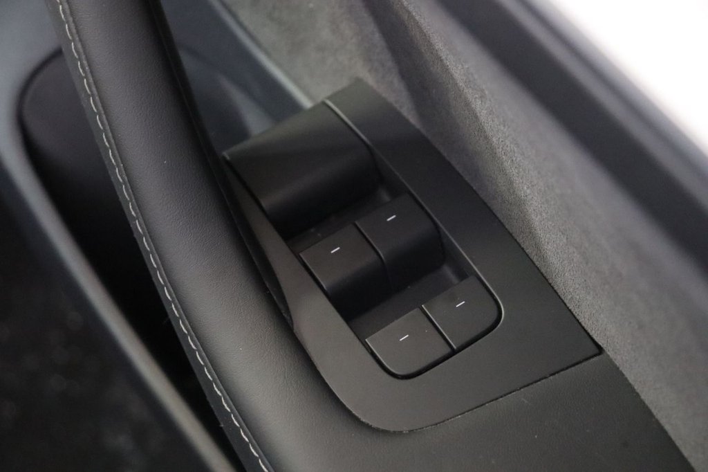 Used Tesla Model 3 2021 for sale - 77302397: Photo 36